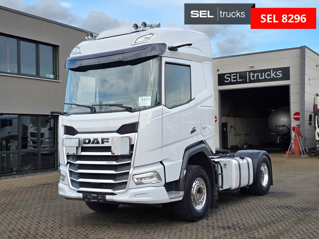 DAF XF 450 FT / PTO / Kipphydraulik / ADR / 6E - Tracteur routier: photos 1 DAF XF 450 FT / PTO / Kipphydraulik / ADR / 6E - Tracteur routier: photos 1