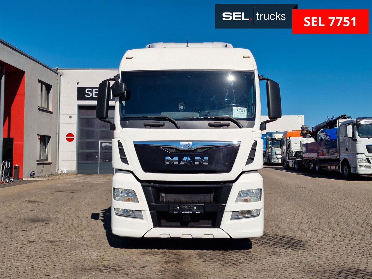 MAN TGX 18.400 4X2 LLS-U / LOW KM !!! / Hubkupplung - Tracteur routier: photos 2 MAN TGX 18.400 4X2 LLS-U / LOW KM !!! / Hubkupplung - Tracteur routier: photos 2