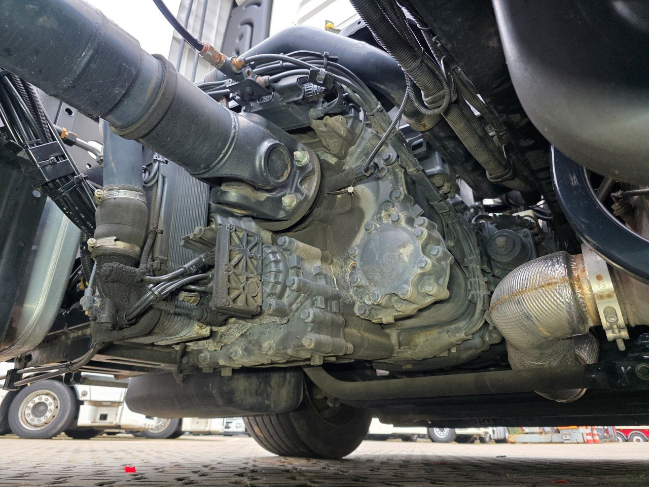 Tracteur routier MAN TGX 18.460 4X2 LLS-U / Retarder / 2 Tanks: photos 20 Tracteur routier MAN TGX 18.460 4X2 LLS-U / Retarder / 2 Tanks: photos 20