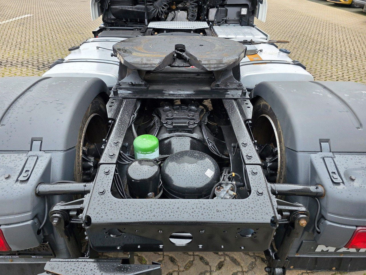 Tracteur routier MAN TGX 18.460 4X2 LLS-U / Retarder / 2 Tanks: photos 9 Tracteur routier MAN TGX 18.460 4X2 LLS-U / Retarder / 2 Tanks: photos 9