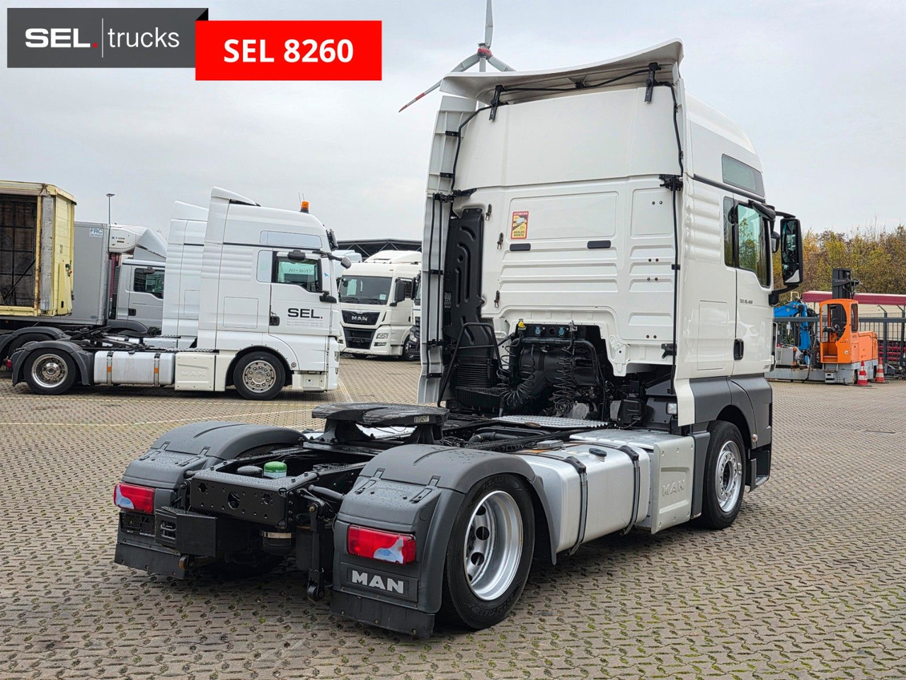 MAN TGX 18.460 4X2 LLS-U / Retarder / 2 Tanks - Tracteur routier: photos 5 MAN TGX 18.460 4X2 LLS-U / Retarder / 2 Tanks - Tracteur routier: photos 5