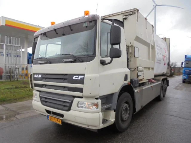 DAF CF 75.250 FAN 6X2 - Benne à ordures ménagères: photos 1 DAF CF 75.250 FAN 6X2 - Benne à ordures ménagères: photos 1