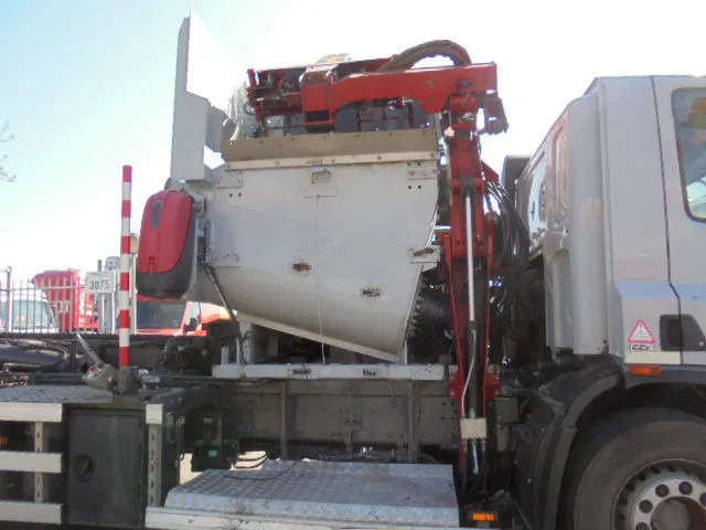 DAF CF 75.310 FAN 6x2 NL TRUCK - Châssis cabine: photos 4 DAF CF 75.310 FAN 6x2 NL TRUCK - Châssis cabine: photos 4