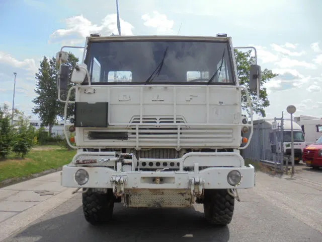 DAF YTZ 2300 6X6 FULL STEEL - Camion plateau: photos 2 DAF YTZ 2300 6X6 FULL STEEL - Camion plateau: photos 2
