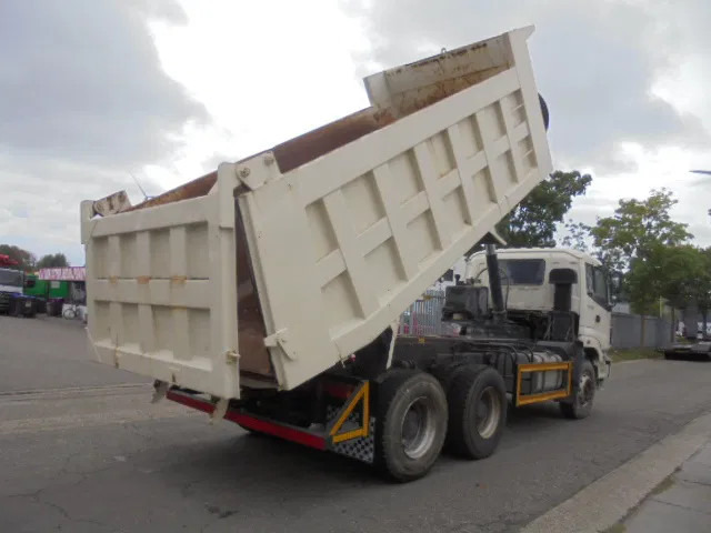 Diversen FOTON DAIMLER TX 3234 6X4 FOTON DAIMLER TX 3234 6X4 - Camion benne: photos 5 Diversen FOTON DAIMLER TX 3234 6X4 FOTON DAIMLER TX 3234 6X4 - Camion benne: photos 5