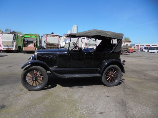 Ford Model T OPEN TOURER - Voiture: photos 3 Ford Model T OPEN TOURER - Voiture: photos 3