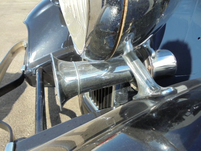 Voiture Lincoln Victoria Coupe Victoria Coupe v8: photos 20