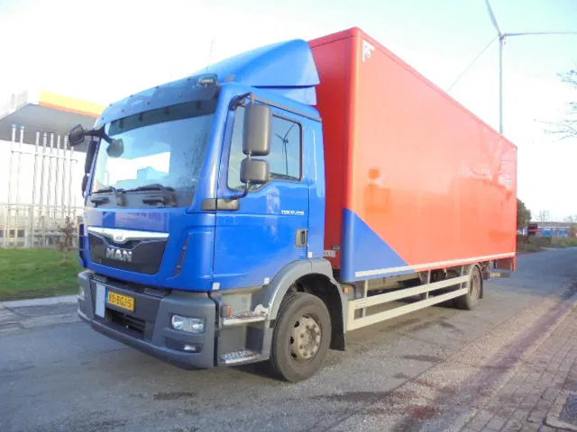 MAN TGM 12-250 NL TRUCK - Camion fourgon: photos 1 MAN TGM 12-250 NL TRUCK - Camion fourgon: photos 1