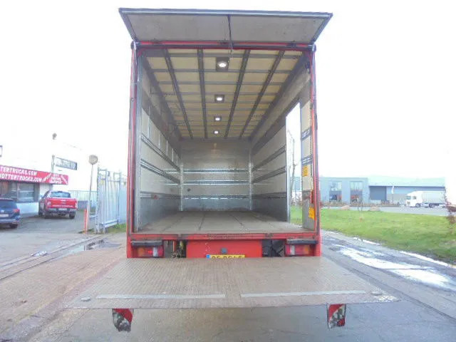 MAN TGM 12-250 NL TRUCK - Camion fourgon: photos 5 MAN TGM 12-250 NL TRUCK - Camion fourgon: photos 5