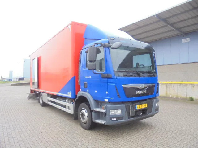 MAN TGM 12.250 NL TRUCK TUV 06-26 - Camion fourgon: photos 3 MAN TGM 12.250 NL TRUCK TUV 06-26 - Camion fourgon: photos 3