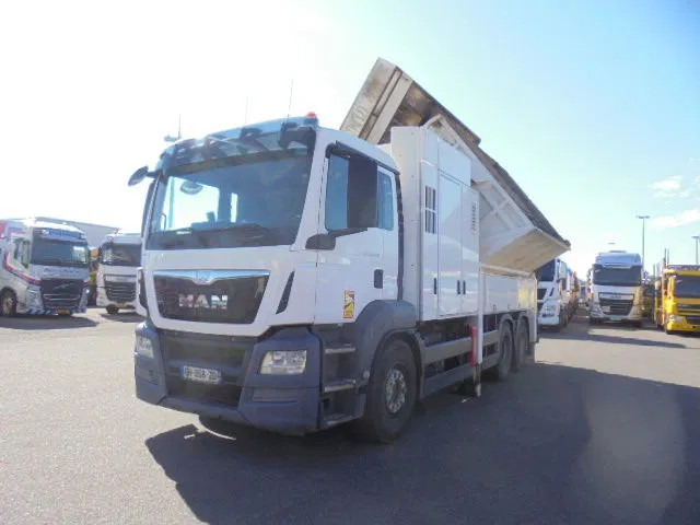 MAN TGS 33.440 ZAND ZUIGER - Camion hydrocureur: photos 1 MAN TGS 33.440 ZAND ZUIGER - Camion hydrocureur: photos 1