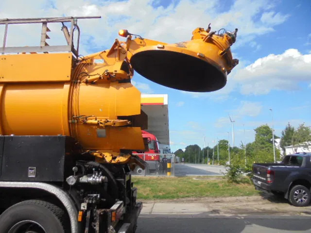 Mercedes-Benz Actros 4141K MEGA VAC - Camion hydrocureur: photos 5 Mercedes-Benz Actros 4141K MEGA VAC - Camion hydrocureur: photos 5