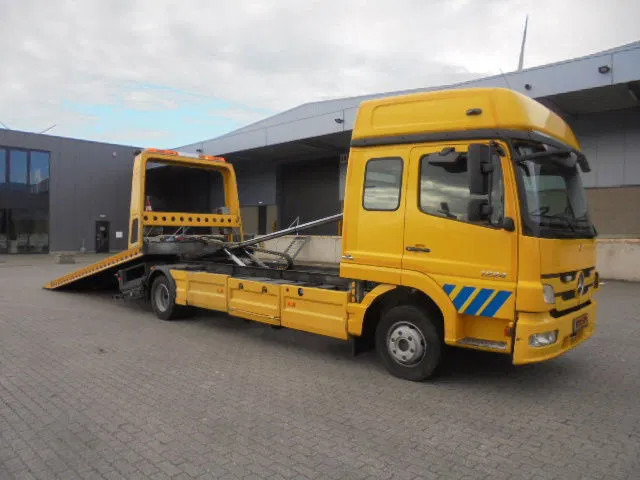 Mercedes-Benz Atego 1224 240 PS NL TRUCK - Remorqueuse: photos 3 Mercedes-Benz Atego 1224 240 PS NL TRUCK - Remorqueuse: photos 3