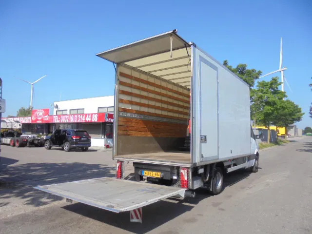 Mercedes-Benz Sprinter 316 CDI - Fourgon grand volume: photos 4 Mercedes-Benz Sprinter 316 CDI - Fourgon grand volume: photos 4