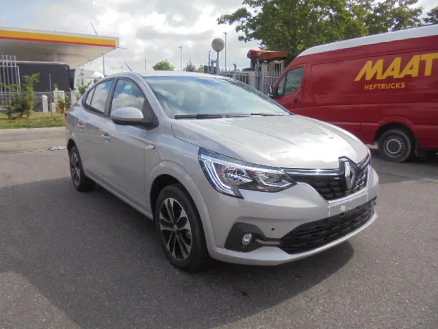Renault Taliant 1.0 TURBO NEW TAX FREE - Berline: photos 3 Renault Taliant 1.0 TURBO NEW TAX FREE - Berline: photos 3