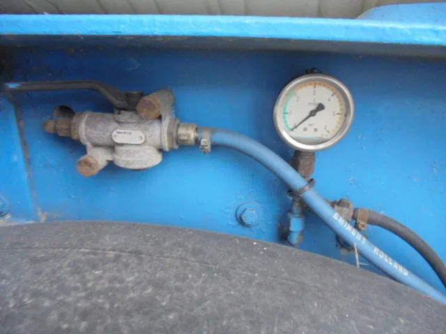 Semi-remorque citerne SPITZER EUROVRAC BP SK50: photos 14