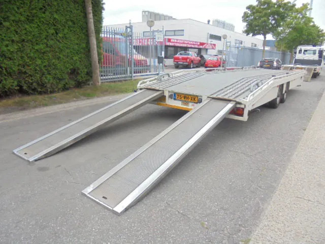 Tijhof TA 7500 OPRIJ AANHANGWAGEN NL KENTEKEN APK 31-05-2026 - Remorque porte-voitures: photos 5 Tijhof TA 7500 OPRIJ AANHANGWAGEN NL KENTEKEN APK 31-05-2026 - Remorque porte-voitures: photos 5