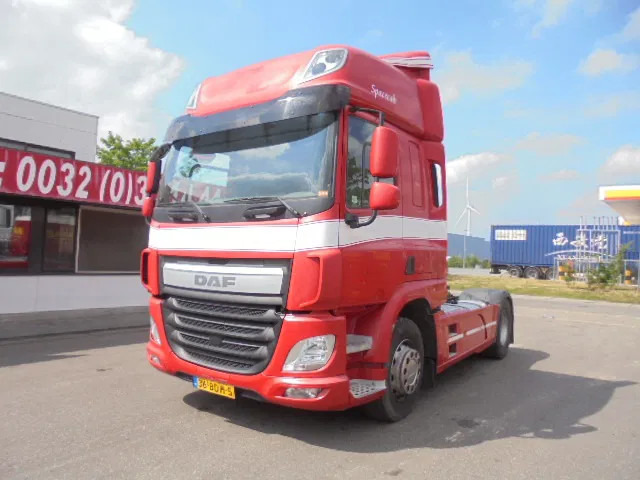 DAF CF 400 FT - Tracteur routier: photos 1 DAF CF 400 FT - Tracteur routier: photos 1