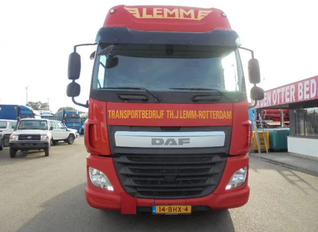 DAF CF 440 - Tracteur routier: photos 2 DAF CF 440 - Tracteur routier: photos 2