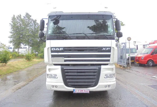 DAF XF 105.460 ATe - Tracteur routier: photos 2 DAF XF 105.460 ATe - Tracteur routier: photos 2