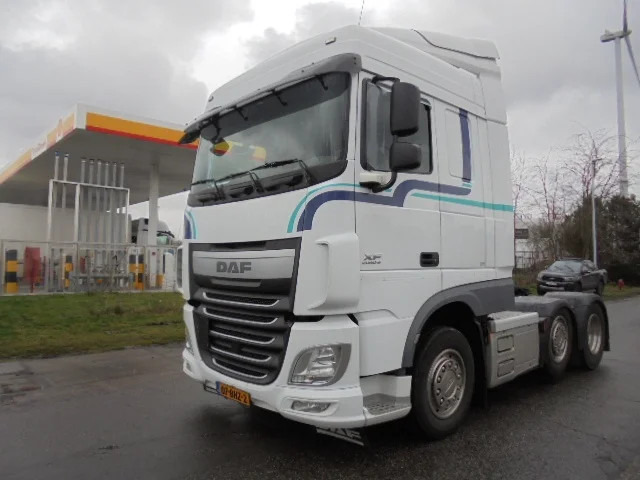 DAF XF 440 6x2 - Tracteur routier: photos 1 DAF XF 440 6x2 - Tracteur routier: photos 1