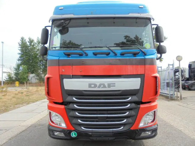 DAF XF 440 MEGA - Tracteur routier: photos 2 DAF XF 440 MEGA - Tracteur routier: photos 2