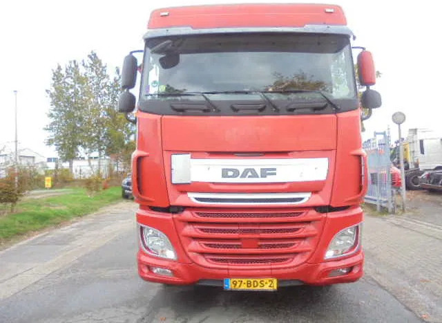 DAF XF 440 TUV 05-2026 - Tracteur routier: photos 2 DAF XF 440 TUV 05-2026 - Tracteur routier: photos 2