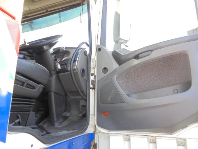 Tracteur routier DAF XF 460 6X2 EUR6 RHD: photos 7