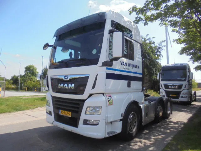 MAN TGX 26.500 XXL NL TRUCK SMART TACHO 16X IN STOCK - Tracteur routier: photos 1 MAN TGX 26.500 XXL NL TRUCK SMART TACHO 16X IN STOCK - Tracteur routier: photos 1