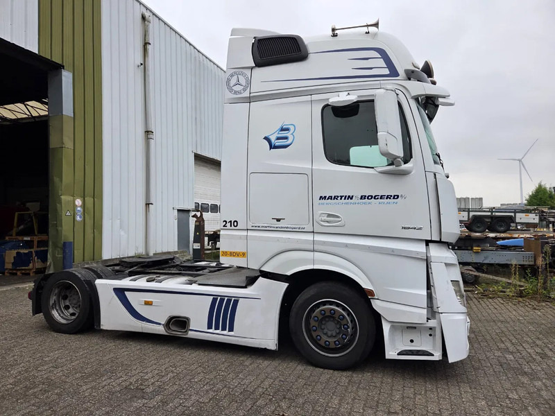 Mercedes-Benz Actros 1842 LS CABINE SCHADE NL TRUCK - Tracteur routier: photos 3 Mercedes-Benz Actros 1842 LS CABINE SCHADE NL TRUCK - Tracteur routier: photos 3