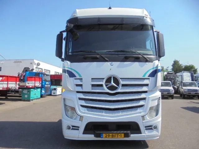 Mercedes-Benz Actros 1843 - Tracteur routier: photos 2 Mercedes-Benz Actros 1843 - Tracteur routier: photos 2