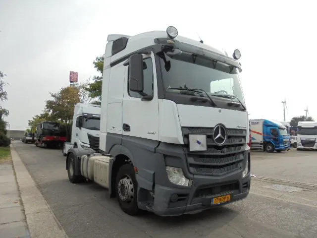 Mercedes-Benz Actros - Tracteur routier: photos 3 Mercedes-Benz Actros - Tracteur routier: photos 3