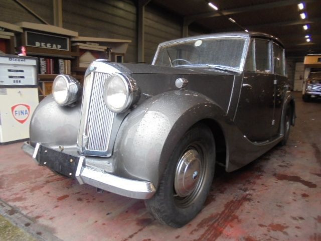 Triumph Roadster 1800 SALOON - Voiture: photos 5 Triumph Roadster 1800 SALOON - Voiture: photos 5