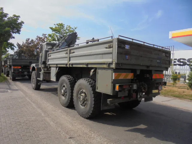 Volvo N 10 6X6 L + FASSI - Camion plateau, Camion grue: photos 4 Volvo N 10 6X6 L + FASSI - Camion plateau, Camion grue: photos 4