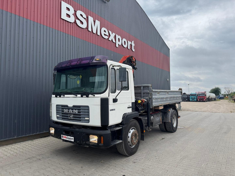 MAN 18.284 + Palfinger PK 9501 - Camion benne, Camion grue: photos 3 MAN 18.284 + Palfinger PK 9501 - Camion benne, Camion grue: photos 3