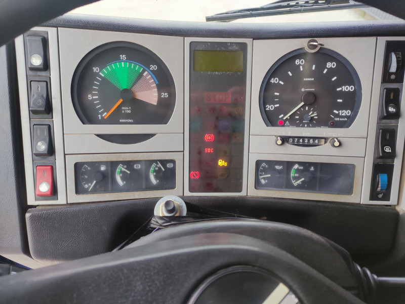Tracteur routier MAN 26.464 tipping gear truck tractor: photos 9