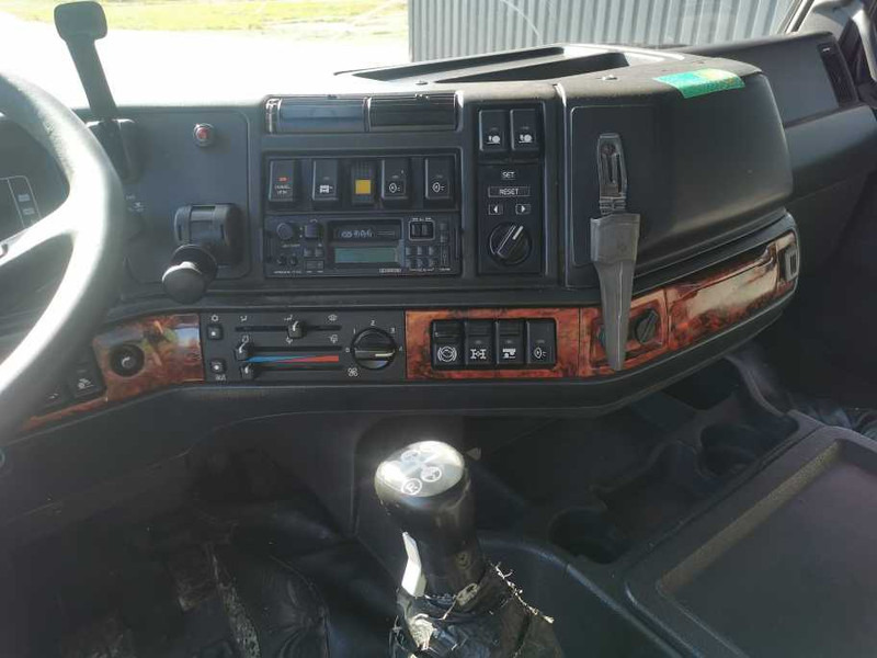 Châssis cabine Volvo FH12 420 chassis truck: photos 14