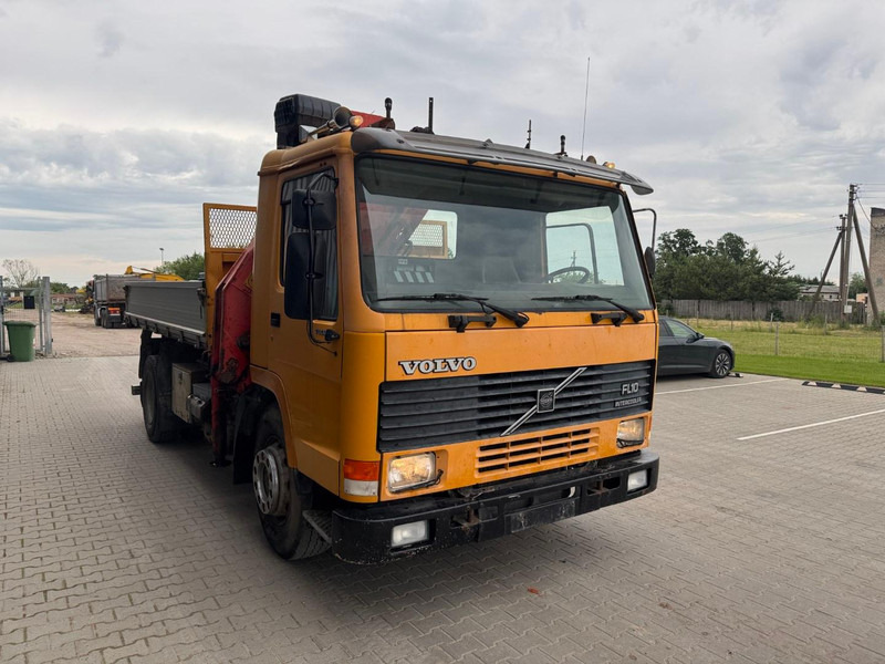 Volvo FL 10 - Camion benne: photos 2 Volvo FL 10 - Camion benne: photos 2