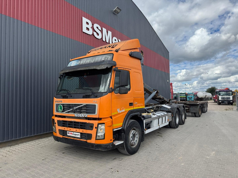 Volvo FM 440, 6x4, spring/spring, manual gearbox - Camion porte-conteneur/ Caisse mobile: photos 1 Volvo FM 440, 6x4, spring/spring, manual gearbox - Camion porte-conteneur/ Caisse mobile: photos 1