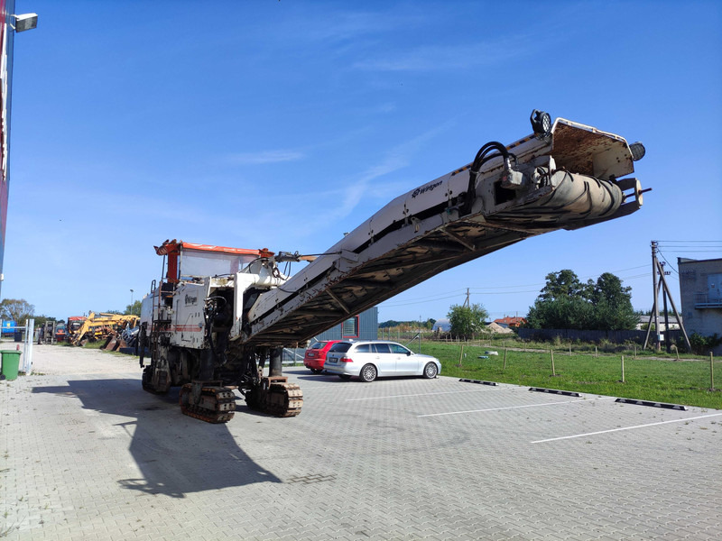 Wirtgen W2000 asphalt milling mach - Fraiseuse à froid: photos 4 Wirtgen W2000 asphalt milling mach - Fraiseuse à froid: photos 4