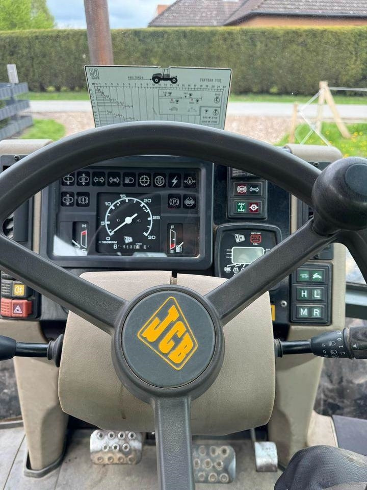 Tracteur agricole JCB Fastrac 1115: photos 9
