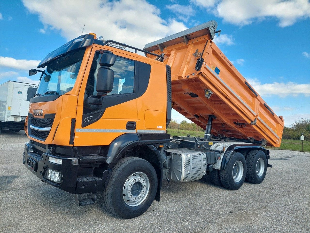 Iveco AD 260T46 BB Meiller Bordmatik 6x4 - Camion benne: photos 1 Iveco AD 260T46 BB Meiller Bordmatik 6x4 - Camion benne: photos 1