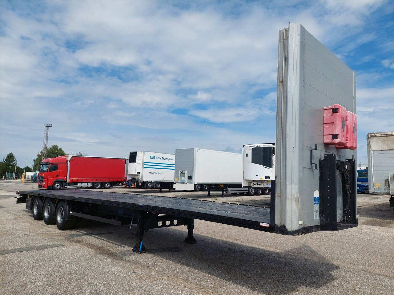 Kögel S24 Mega - Semi-remorque plateau: photos 2 Kögel S24 Mega - Semi-remorque plateau: photos 2