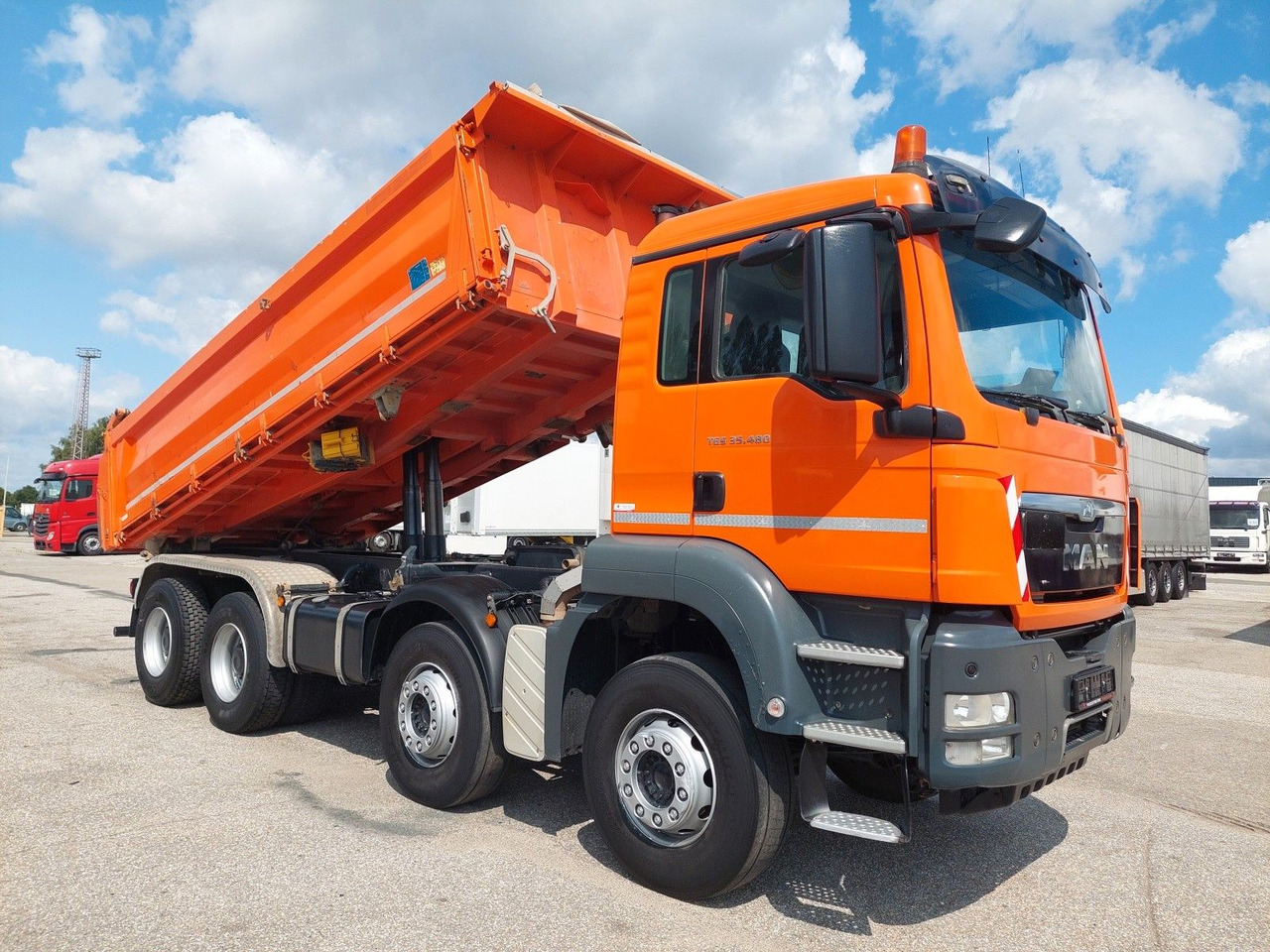 MAN TGS 35.480 8x4 BB Meiller Bordmatik - Camion benne: photos 2 MAN TGS 35.480 8x4 BB Meiller Bordmatik - Camion benne: photos 2