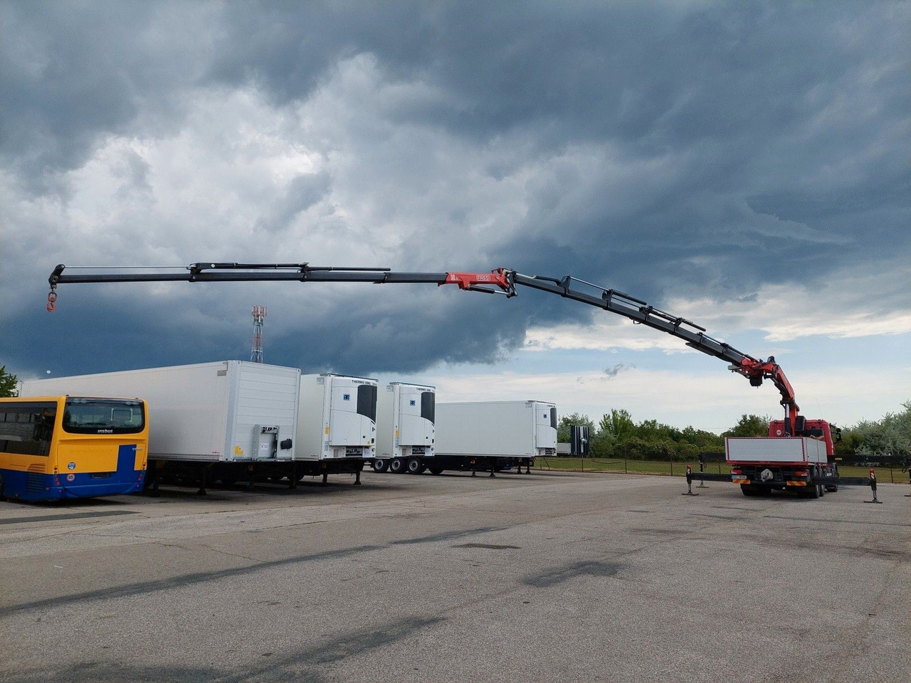 Scania G 410LB 6x4 HNA + Kran Fassi F545RA.2.27 FLY-JIB - Camion plateau, Camion grue: photos 3 Scania G 410LB 6x4 HNA + Kran Fassi F545RA.2.27 FLY-JIB - Camion plateau, Camion grue: photos 3