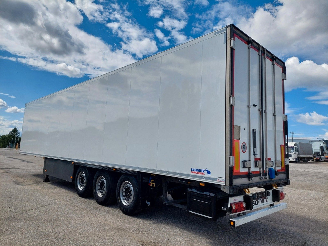 Schmitz Cargobull SKO24 ThermoKing SLXi 300 - Semi-remorque frigorifique: photos 3 Schmitz Cargobull SKO24 ThermoKing SLXi 300 - Semi-remorque frigorifique: photos 3