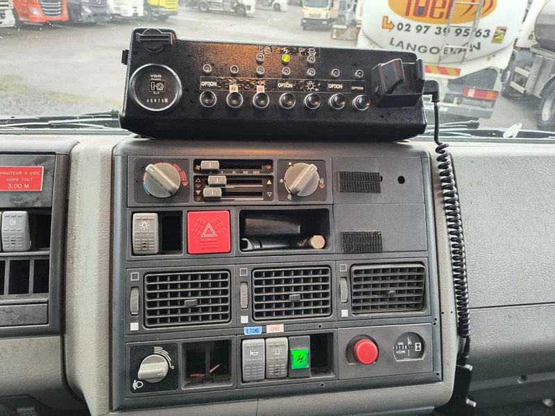 Camion de pompier Iveco Eurocargo 38 025 KM (!) - LIGHT TOWER - GENERATOR - 525L TANK: photos 11