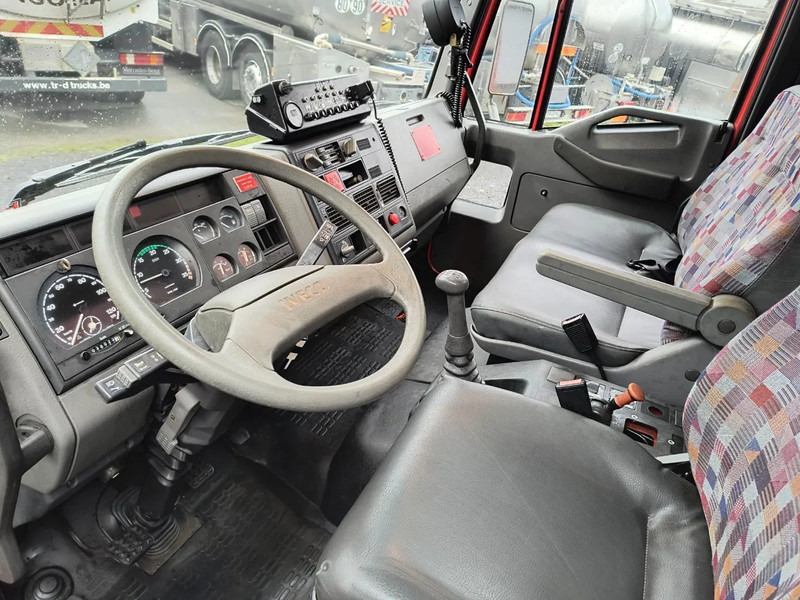 Camion de pompier Iveco Eurocargo 38 025 KM (!) - LIGHT TOWER - GENERATOR - 525L TANK: photos 9