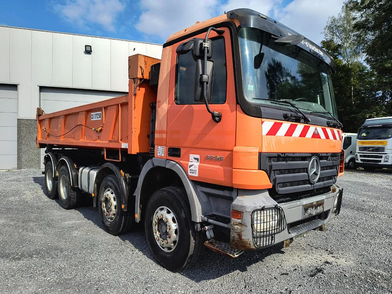 Mercedes-Benz Actros 3236 8X4 - 2 SIDE TIPPER/BI-BENNE - Camion benne: photos 3 Mercedes-Benz Actros 3236 8X4 - 2 SIDE TIPPER/BI-BENNE - Camion benne: photos 3