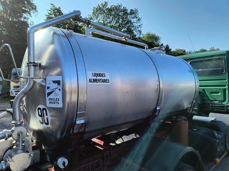 Renault Midliner S135 - ONLY 54 400KM - SMALL TANK 3680L INSULATED INOX en leasing occasion Renault Midliner S135 - ONLY 54 400KM - SMALL TANK 3680L INSULATED INOX: photos 18 Renault Midliner S135 - ONLY 54 400KM - SMALL TANK 3680L INSULATED INOX en leasing occasion Renault Midliner S135 - ONLY 54 400KM - SMALL TANK 3680L INSULATED INOX: photos 18